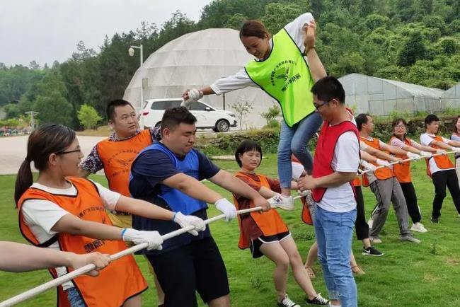 鸡东五星级型户外拓展游戏